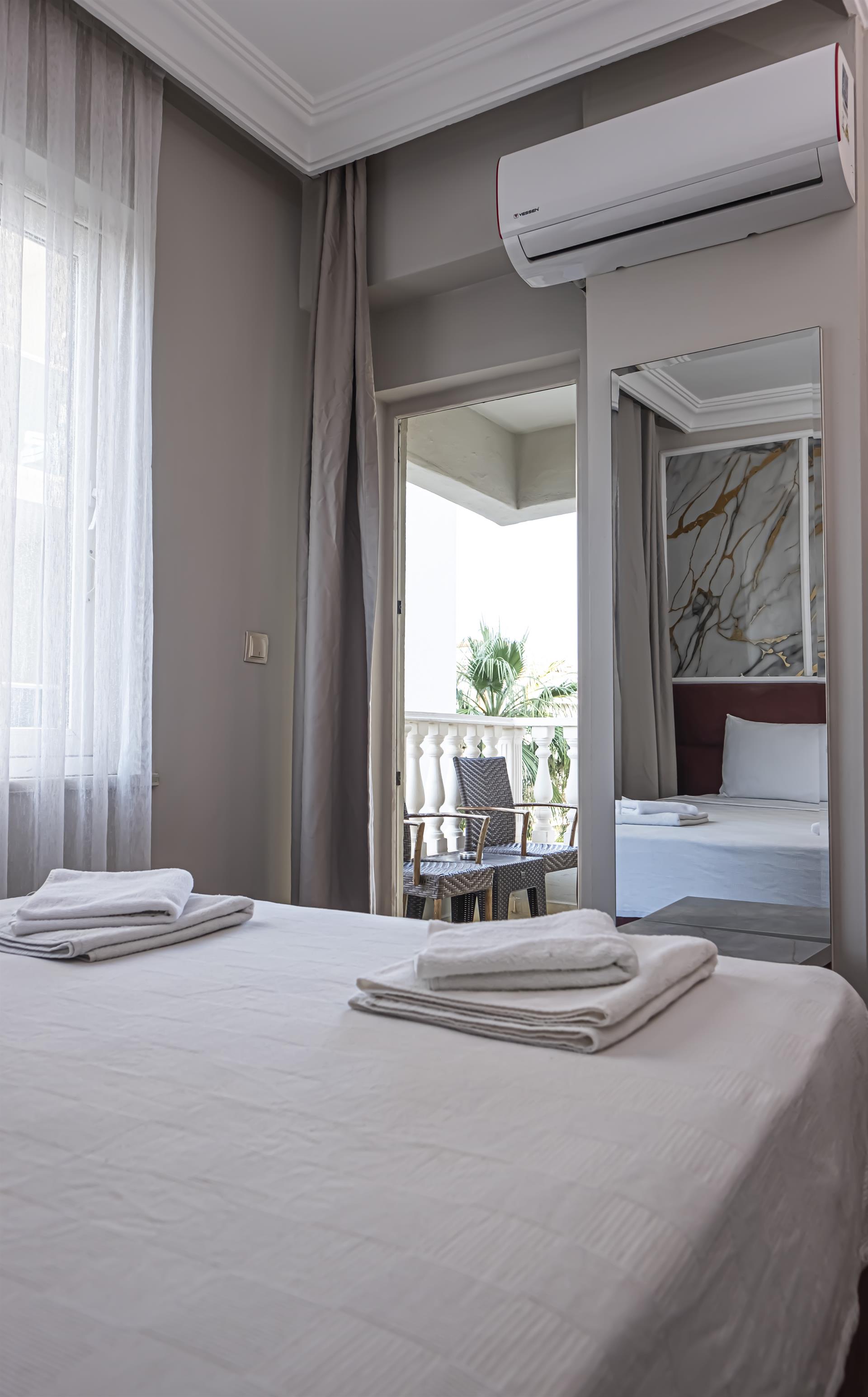 Deniz Manzaralı 2 Kişilik Banyo